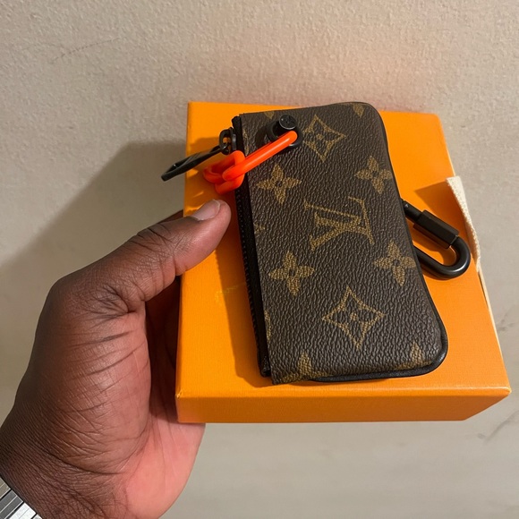 Louis Vuitton Louis Key Pouch - unisex - Picture 4 of 4